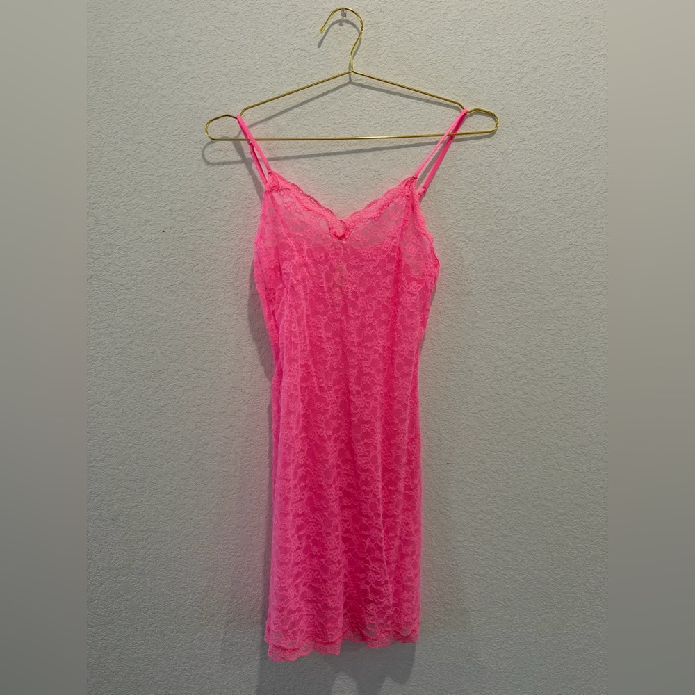 Victoria’s Secret Hot Pink Lace Chemise nightgown pj Slip Dress